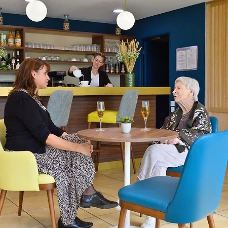 Residence Les Rives Du Cher A Montlucon *