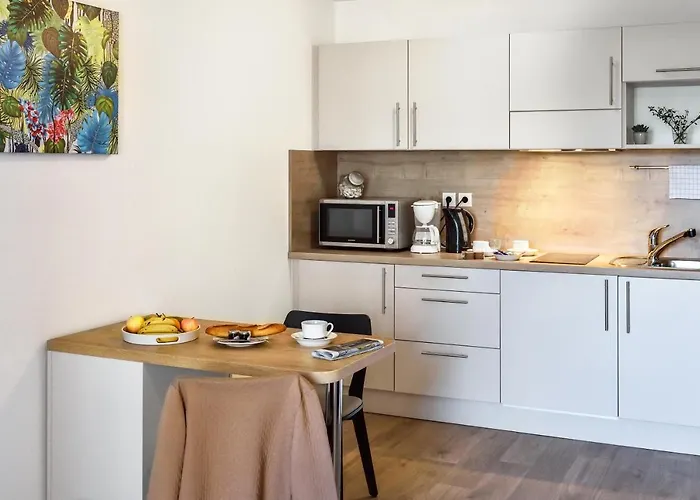 Апартаменты Residence Les Rives Du Cher A Montlucon *