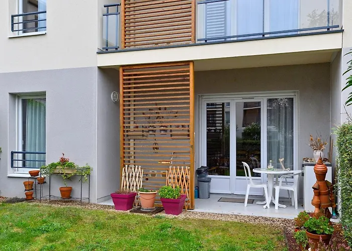 Residence Les Rives Du Cher A Montlucon Montluçon