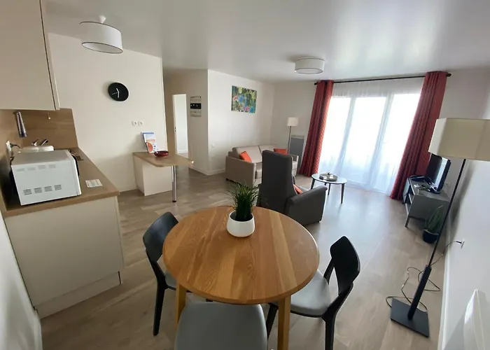 Апартаменты Residence Les Rives Du Cher A Montlucon *