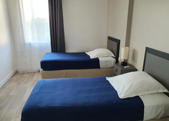 Residence Les Rives Du Cher A Montlucon *