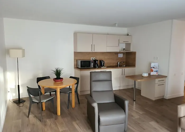 Апартаменты Residence Les Rives Du Cher A Montlucon